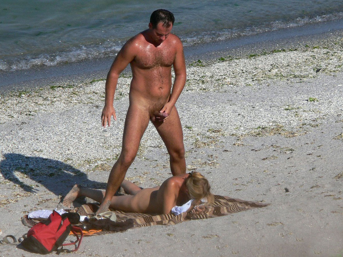 Baise à la plage et sexe en vacances image